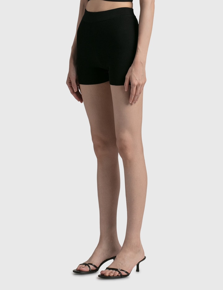Arancia Shorts Placeholder Image
