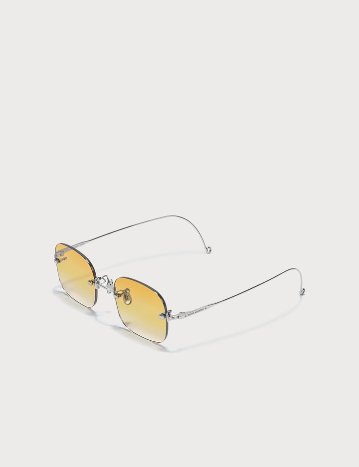 Gentle Monster x Jennie Daisy 02(Y) Sunglasses Placeholder Image
