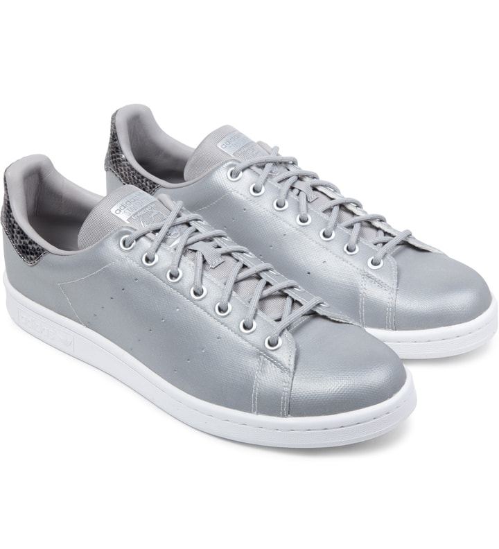 Adidas Originals - Silver Stan M17918 Shoes | HBX HYPEBEAST 为您搜罗全球潮流时尚品牌