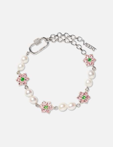 VEERT Flower Stone Pearl Bracelet
