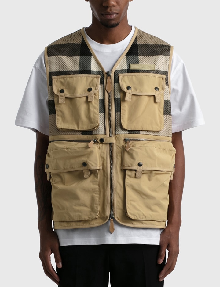 Burberry - Finmere Check Vest | HBX - HYPEBEAST 为您搜罗全球潮流时尚品牌