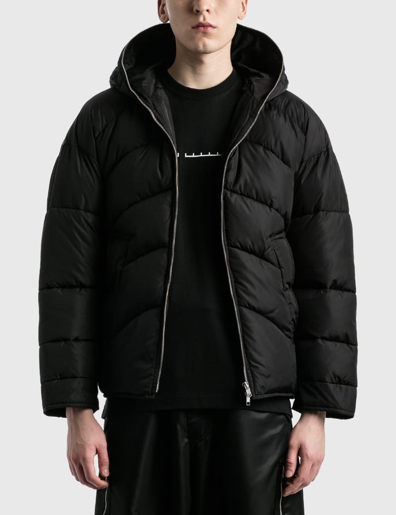 Random Identities - Duvet Puffer Jacket | HBX - HYPEBEAST 为您搜罗全球潮流时尚品牌