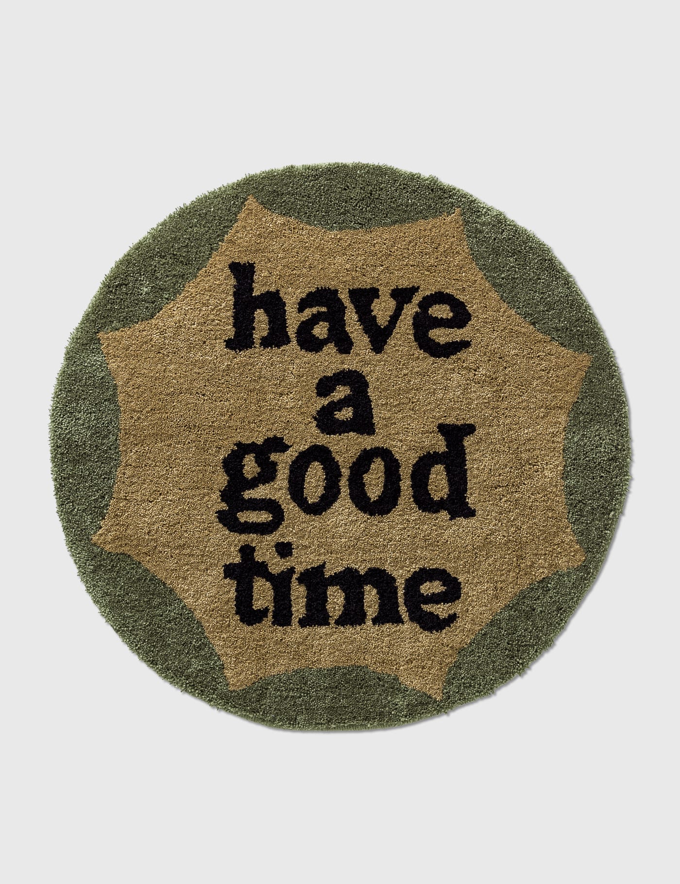 Have A Good Time - Circle Military Frame Rug | HBX - HYPEBEAST 为
